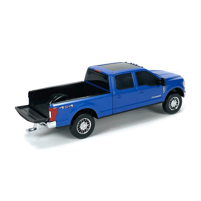 1/20 Ford F-250 Super Duty 6.7L Power Stroke Pickup Truck, Blue