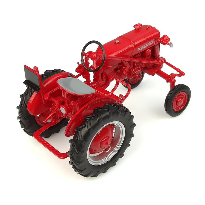 1/43 High Detail 1956 IH Farmall Cub by Universal Hobbies