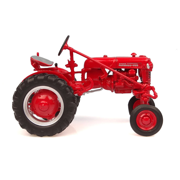 1/43 High Detail 1956 IH Farmall Cub by Universal Hobbies