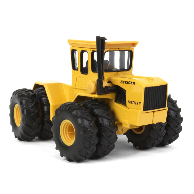 Industrial Chase Set ~ 1/64 IH & Case IH 4WD Tractor Set, Toy Tractor Times 40th Anniversary