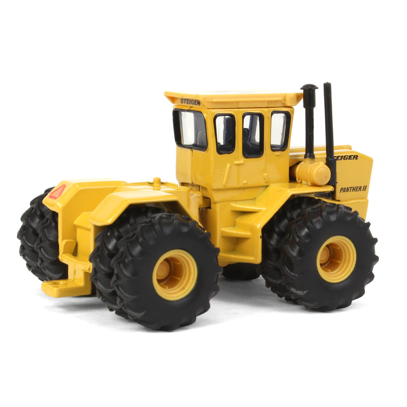 Industrial Chase Set ~ 1/64 IH & Case IH 4WD Tractor Set, Toy Tractor Times 40th Anniversary