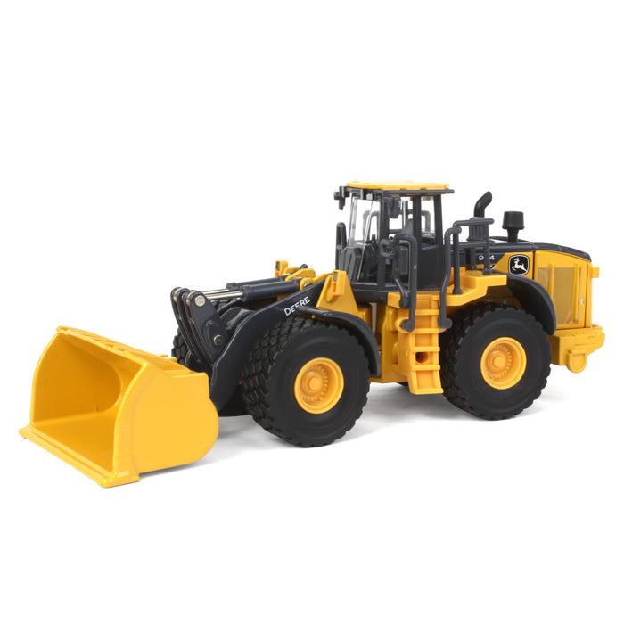 1/50 John Deere 904 P-Tier Wheel Loader, ERTL Prestige Collection