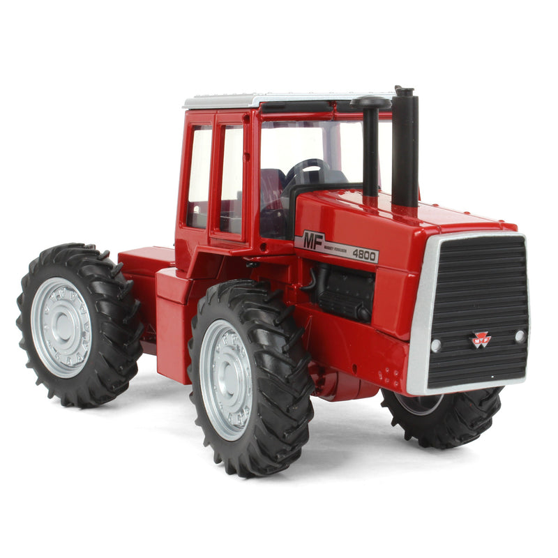 (B&D) 1/32 Massey Ferguson 4800 4WD Tractor - Damaged Box