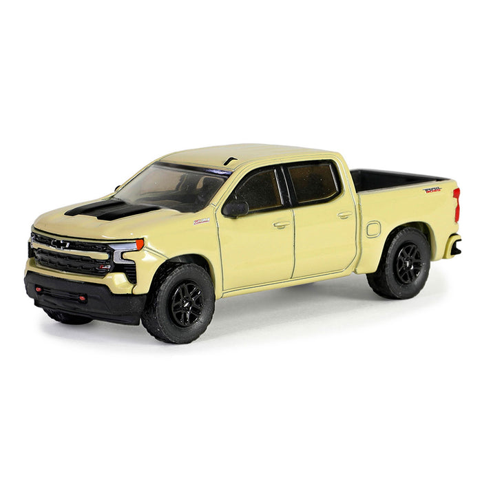 1/64 2023 Chevrolet Silverado LT Trail Boss Z71, Sand Dune Metallic, Showroom Floor Series 5