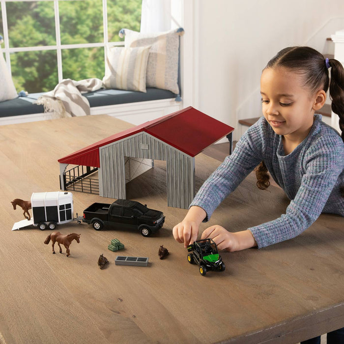 1/32 John Deere Weathered Barn Play Set by ERTL