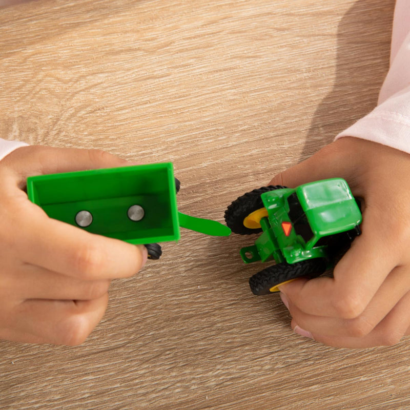 Approx. 1/64 John Deere 20 Piece Farm Set with Tractors, Pickup Trucks & More