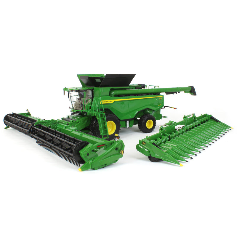 (B&D) 1/32 John Deere X9 1000 Combine w/ Draper Head & Corn Head, Prestige Series - Damaged Box