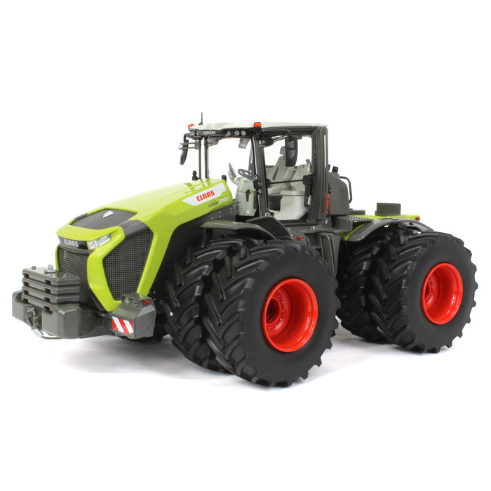 1/32 Claas Xerion 12.650 with Front & Rear Duals