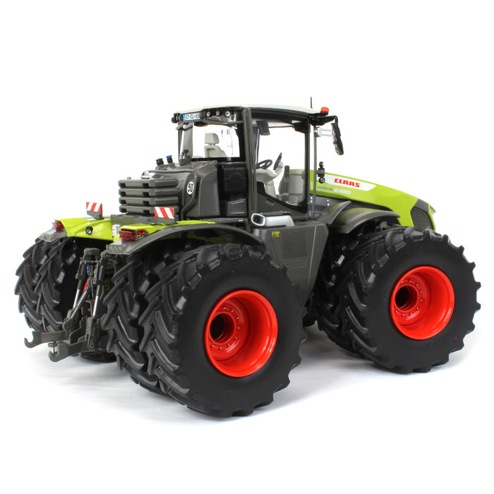 1/32 Claas Xerion 12.650 with Front & Rear Duals