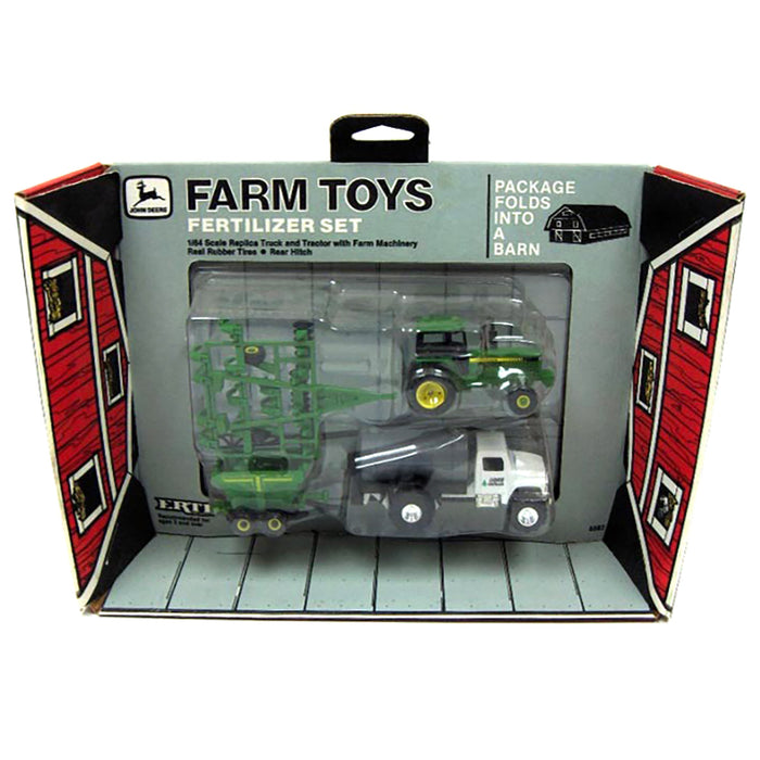 (B&D) 1/64 John Deere Barn Set w/ Sprayer, Tractor, Cultivator & Spreader - Damaged Item, Displayed