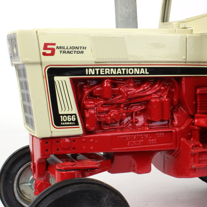 1/16 International 1066 with Cab, 5 Millionth Special Edition