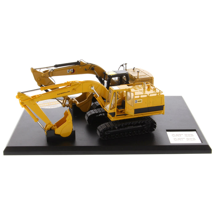 1/50 Caterpillar 225 & 323 Excavator Set, Diecast Masters Evolution Series