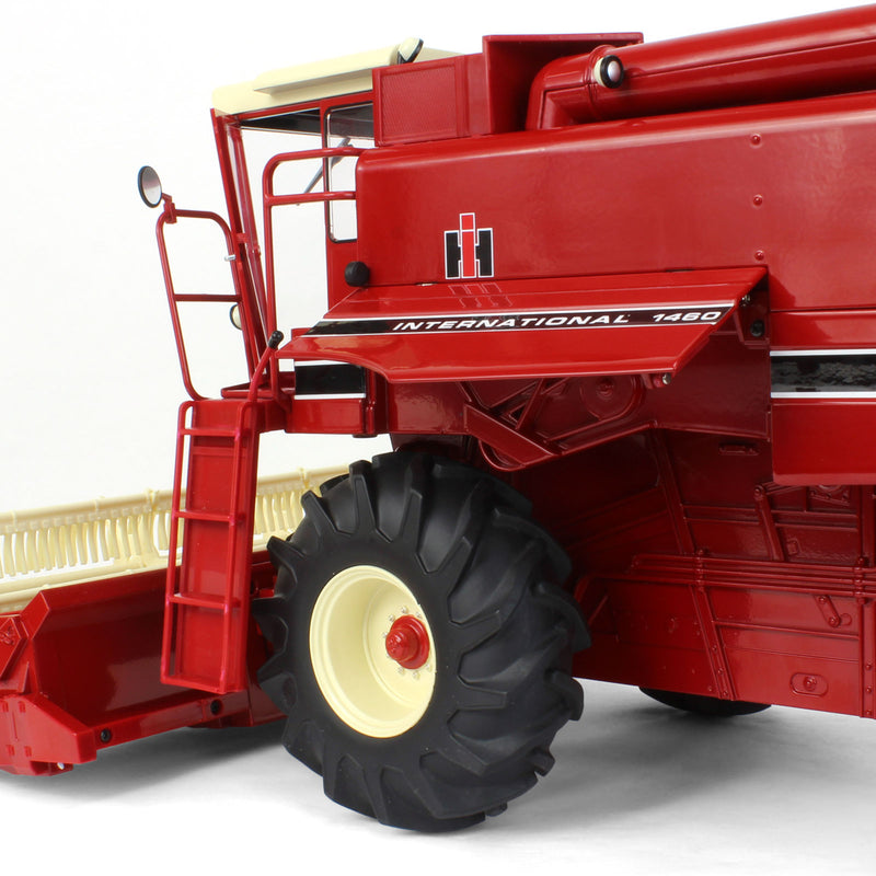 1/16 International Harvester 1460 Combine, ERTL Case IH Prestige Select #1