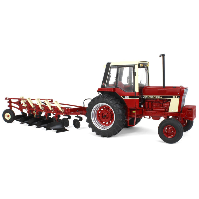 1/16 International Harvester 986 with Cab & 720 Plow, ERTL Precision Heritage Series