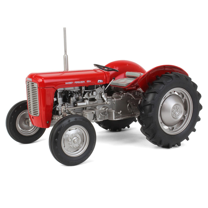 (B&D) 1/16 Limited Edition 1957 Massey Ferguson 35, Only 1,000 Made - Damaged Item