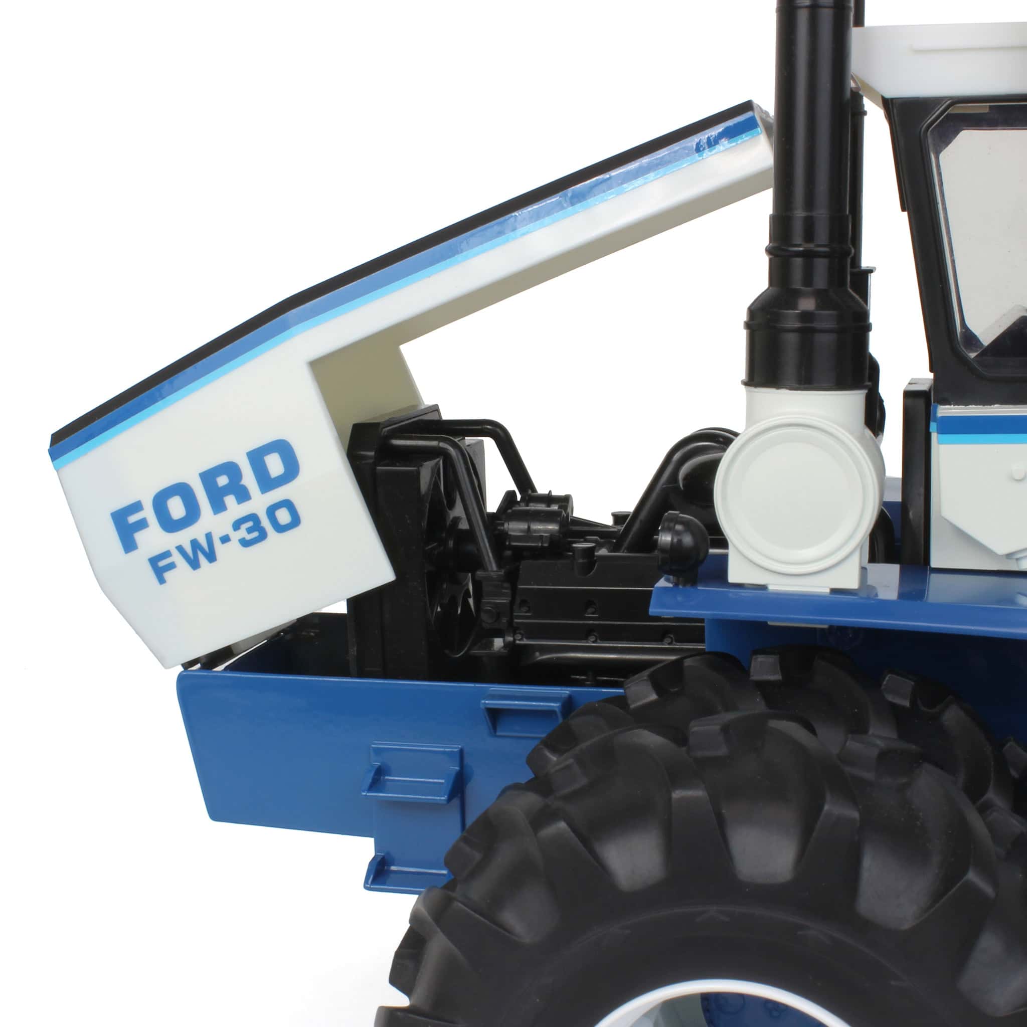 1/16 Ford FW-30 4WD Tractor with Duals, Toy Tractor Times 41st
