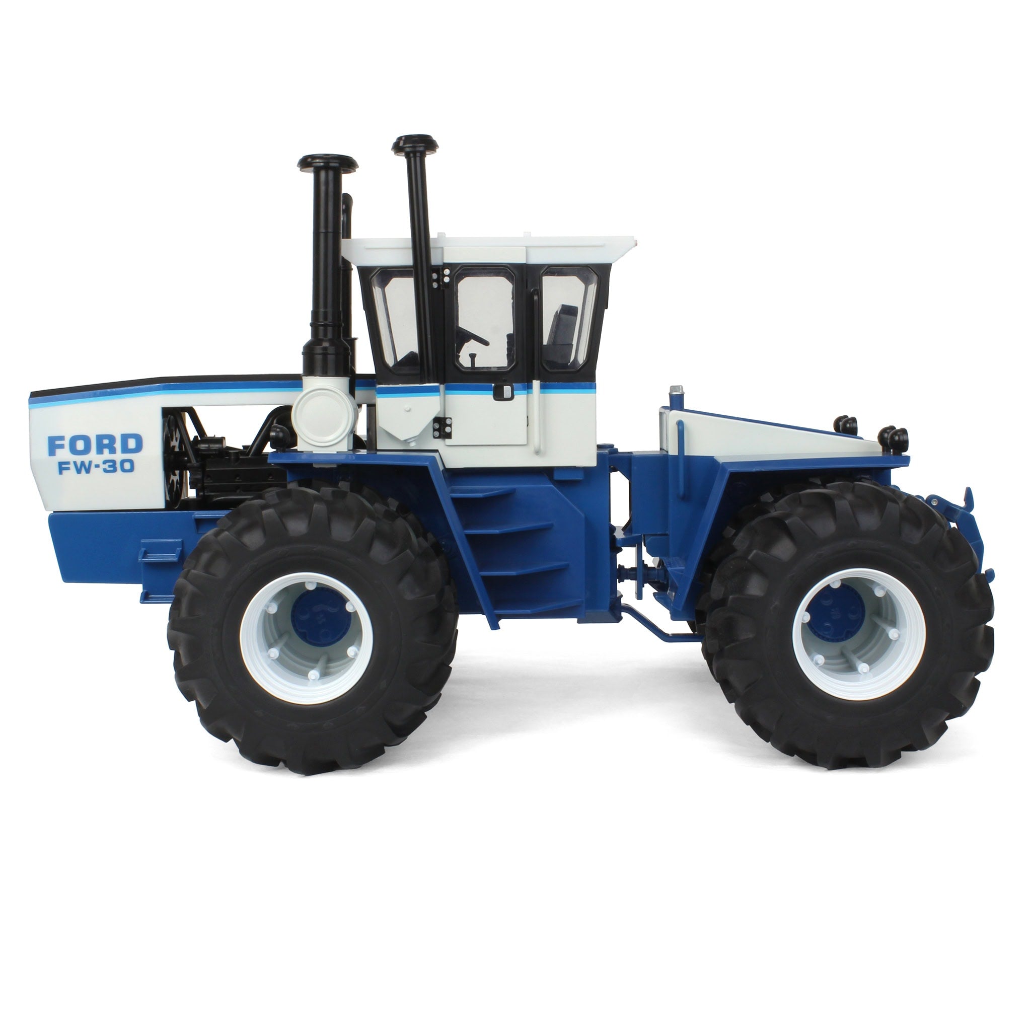 1/16 Ford FW-30 4WD Tractor with Duals, Toy Tractor Times 41st
