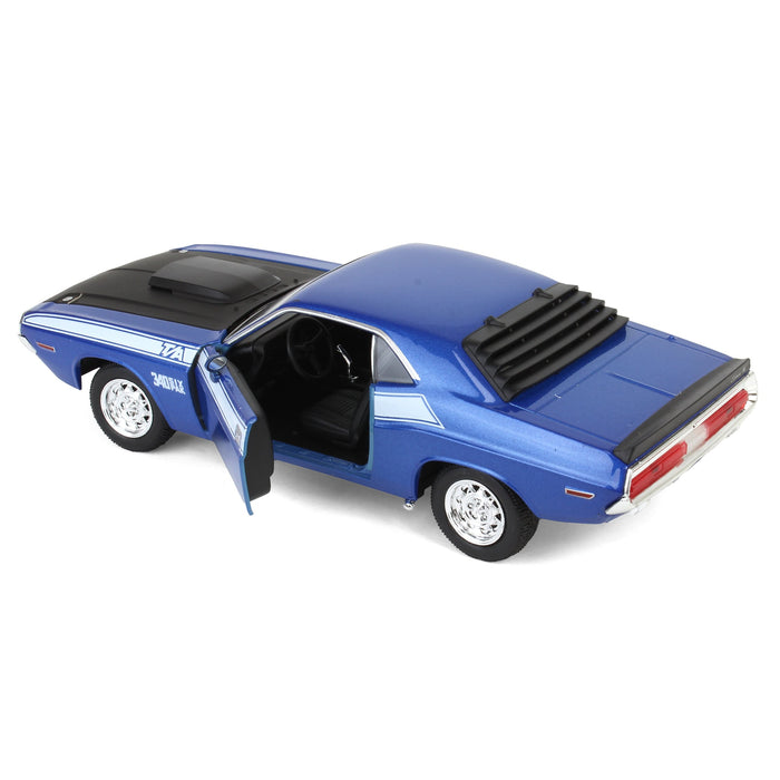 1/24 Blue 1970 Dodge Challenger T/A 340 Six Pak Car by First Gear