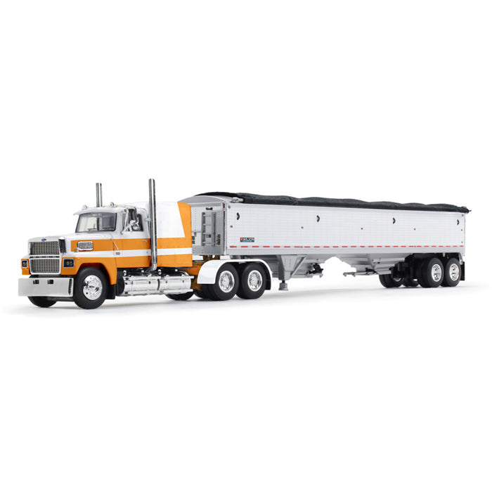 1/64 Orange & White Ford LTL 9000 60in Flattop with Wilson Pacesetter Grain Trailer, DCP by First Gear