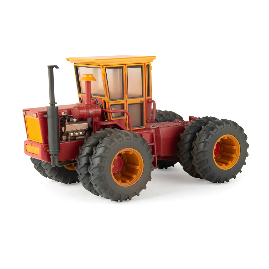 ビンテージ品　バッジートイ　BUDGIE TOYS イギリス製　トラクター　バス Dusty Chase Unit ~ 1/32 Versatile 145 Tractor with Front & Rear