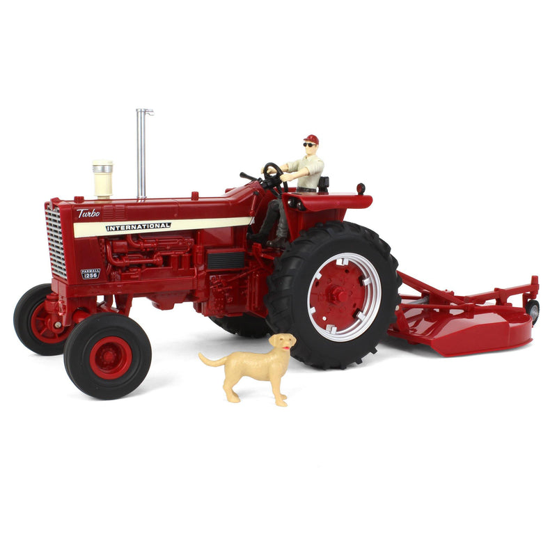 (B&D) 1/16 Big Farm Farmall 1256 Tractor with Mower & Figures - Damaged Box