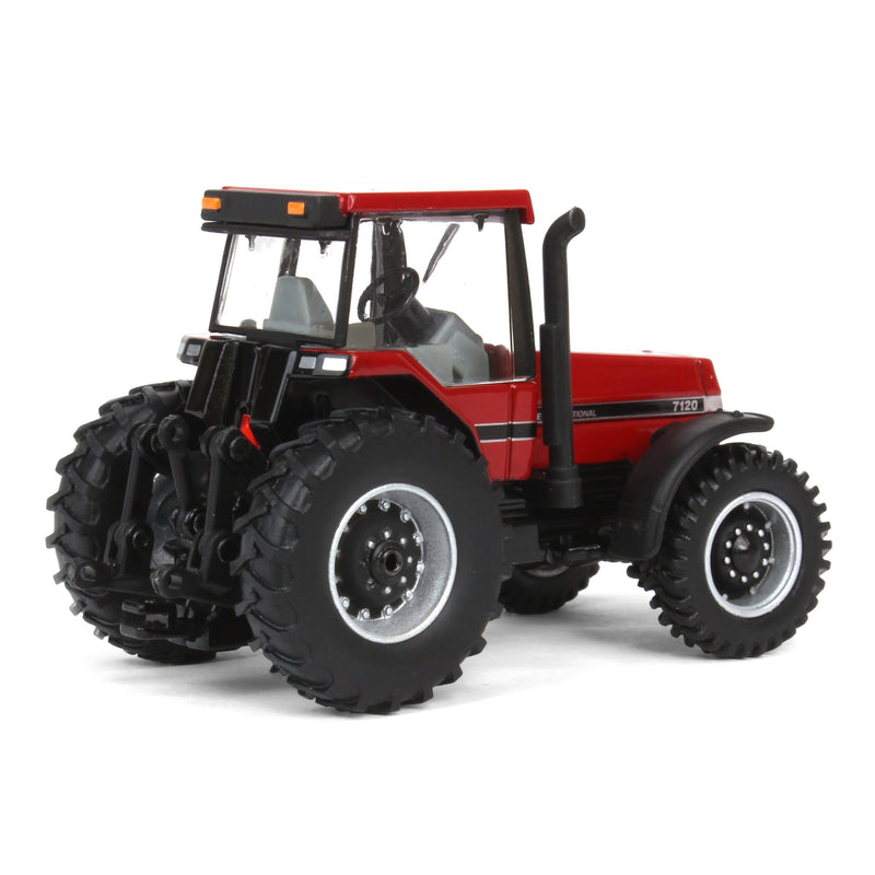 (B&D) 1/64 Case IH 7120 Magnum Tractor, ERTL Prestige Collection - Damaged Box