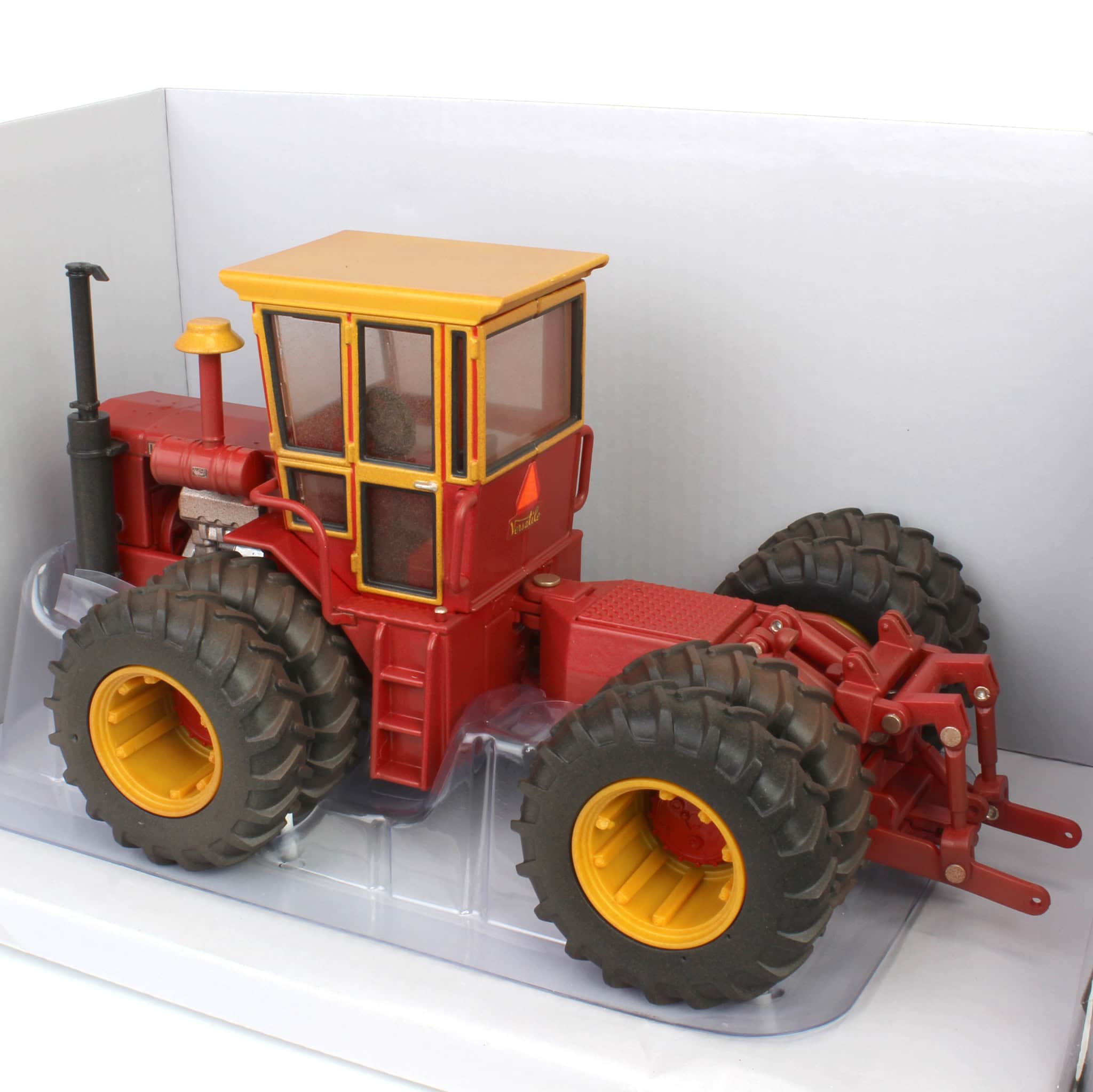 Dusty Chase Unit ~ 1/32 Versatile 145 Tractor with Front & Rear
