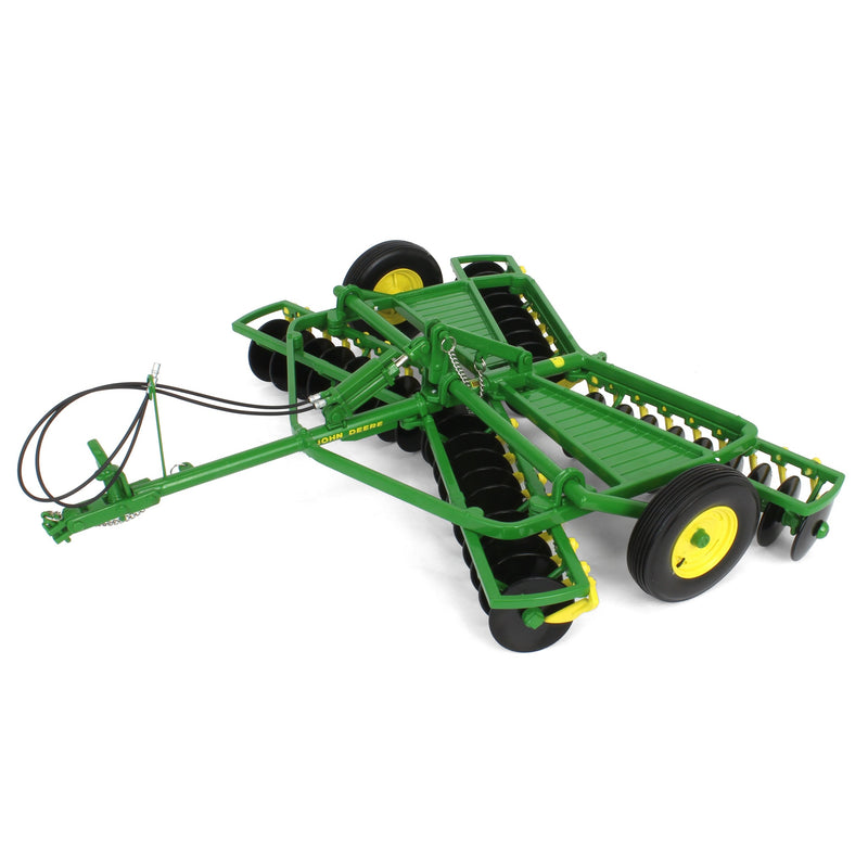 1/16 John Deere 3010 Diesel Tractor with RW Disk, ERTL Precision Heritage Series