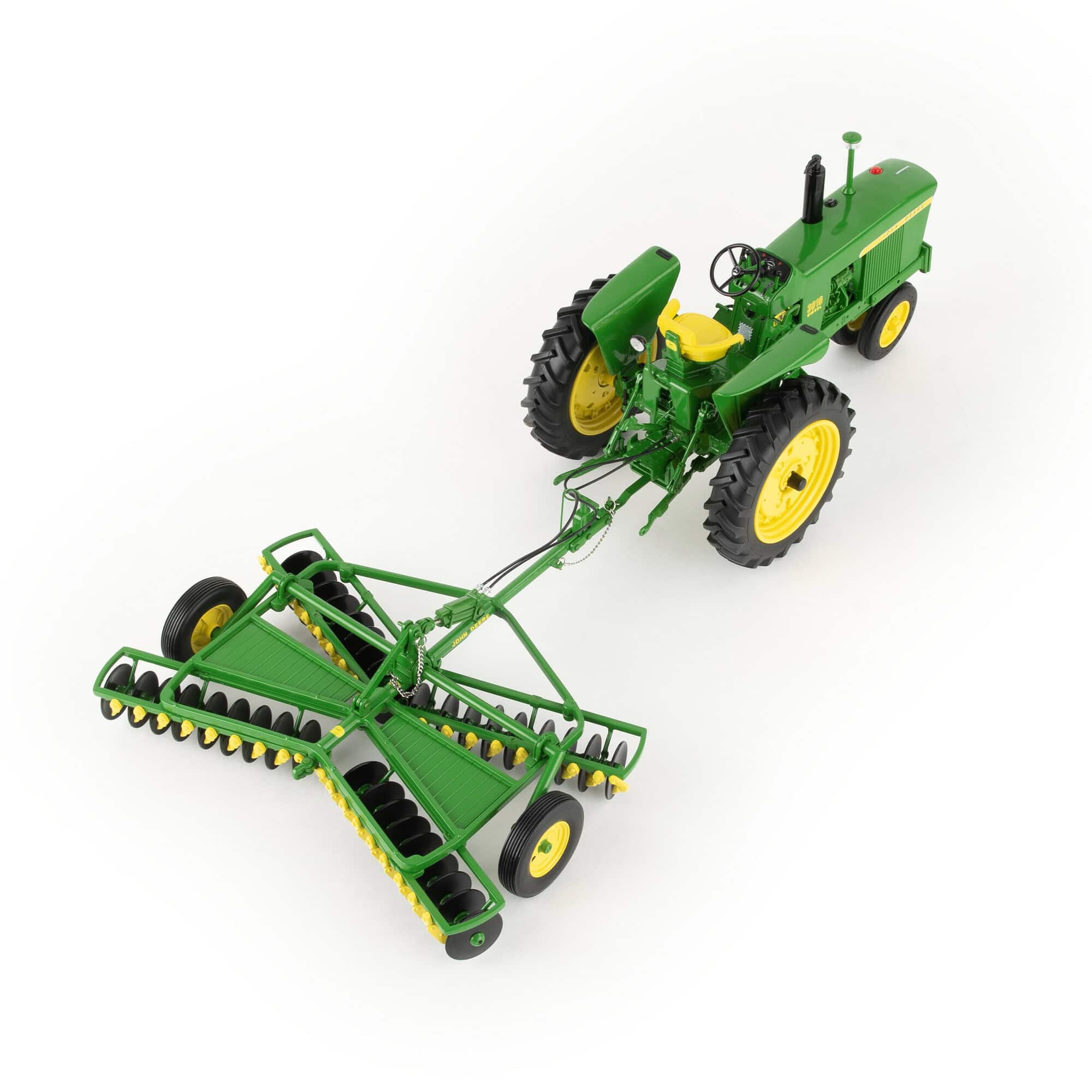 1/16 John Deere 3010 Diesel Tractor with RW Disk, ERTL Precision