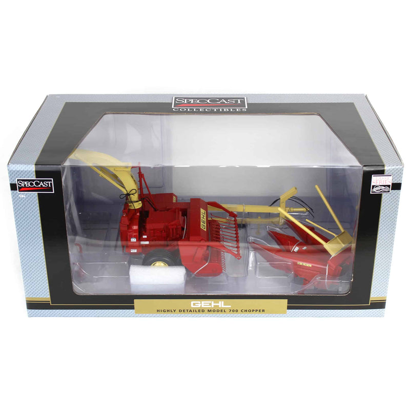 (B&D) 1/16 GEHL 700 Forage Chopper with Corn and Hay Heads by SpecCast - Damaged Box
