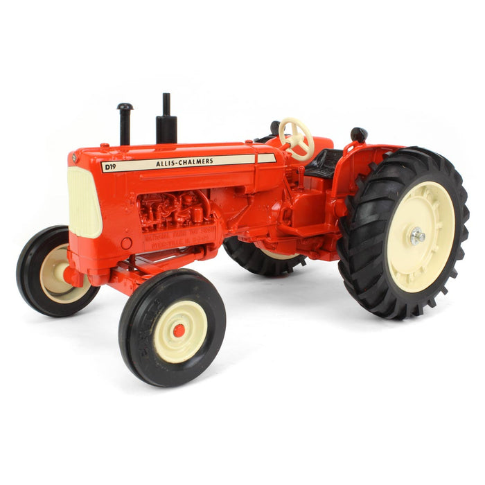 (B&D) 1/16 Allis Chalmers D-19 Wide Front, 1989 Toy Farmer Limited Edition - Paint Chips