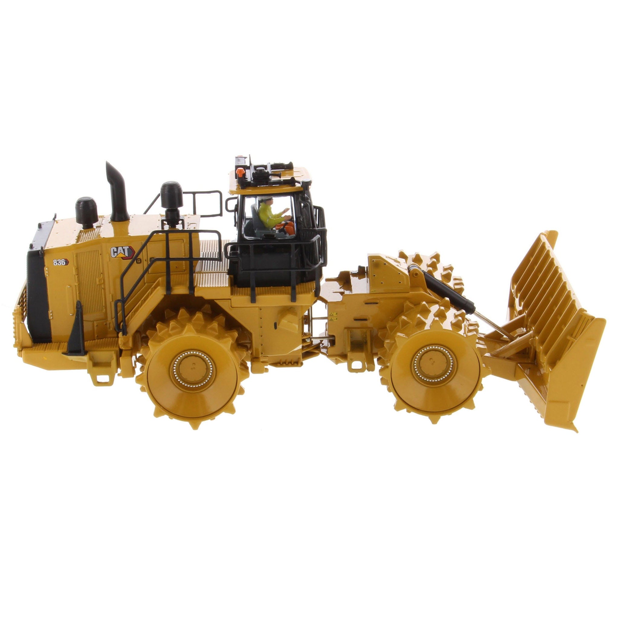 スケールモデル CAT 836G ランドフィルコンパクタ 1/50 CAT 836 Landfill Compactor — Outback Toys
