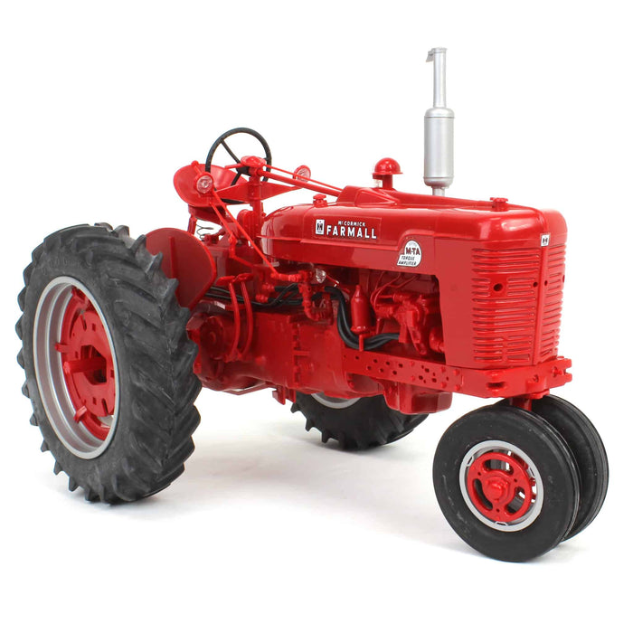 1/16 IH Farmall Super MTA Gas Narrow in Plastic by YODER