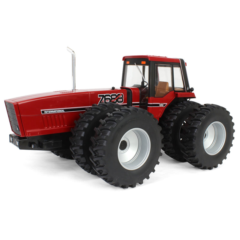 (B&D) 1/16 International 7688 Super 70 Series 2+2, 3rd in Outback Toys Exclusive Series - Damaged Box