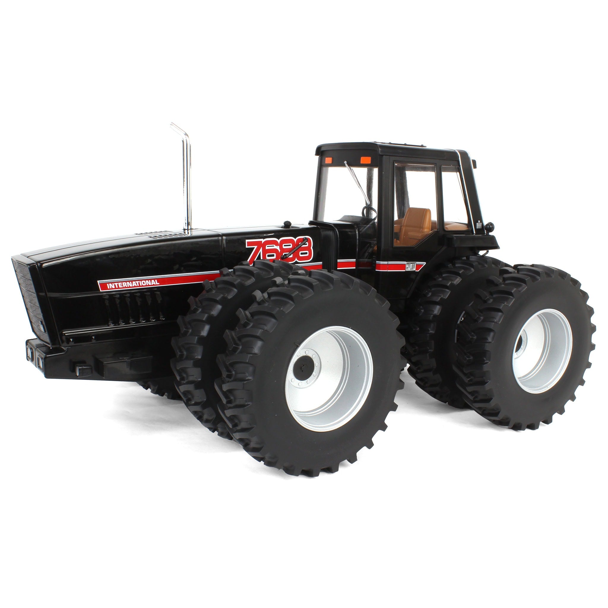 Black Chase Unit ~ 1/16 International Harvester 7688 Super 70