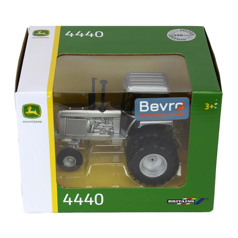 Silver Chase Unit ~ 1/32 John Deere 4440 Tractor with Cab & Rear Duals by ERTL, Only 102 Made