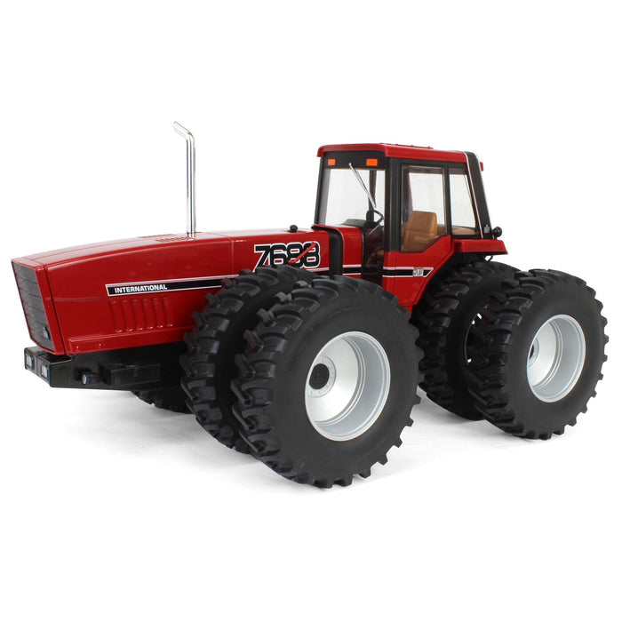 Set of 2 ~ 1/16 International 7688 Super 70 Series 2+2, 3rd in Outback Toys Exclusive Series