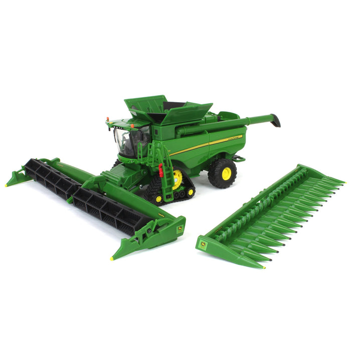 (B&D) 1/64 John Deere S780 Tracked Combine with Corn & Grain Heads, ERTL Prestige Collection - Damaged Box