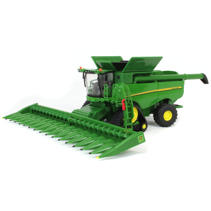 (B&D) 1/64 John Deere S780 Tracked Combine with Corn & Grain Heads, ERTL Prestige Collection - Damaged Box