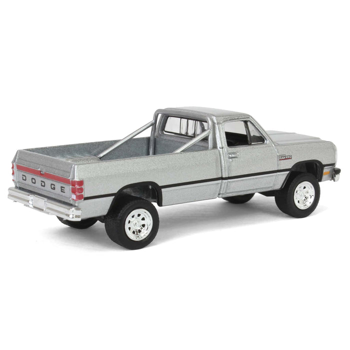 1/64 1992 Dodge Ram D250 Power Ram Lifted with Rollbar, Sterling Silver, All-Terrain Series 16