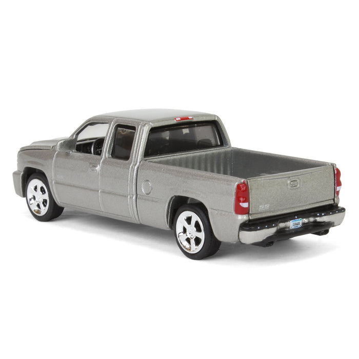 1/64 2006 Chevrolet Silverado SS Extended Cab Fleetside Pickup Truck, Silver, Auto World