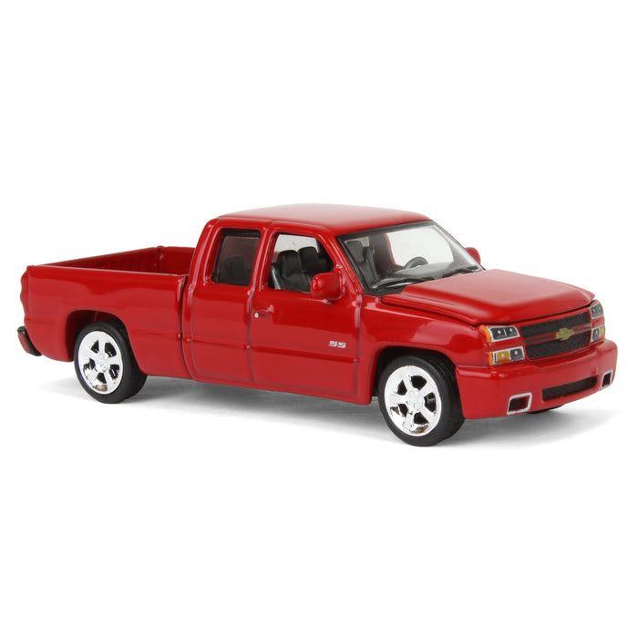 1/64 2006 Chevrolet Silverado SS Extended Cab Fleetside Pickup Truck, Victory Red, Auto World