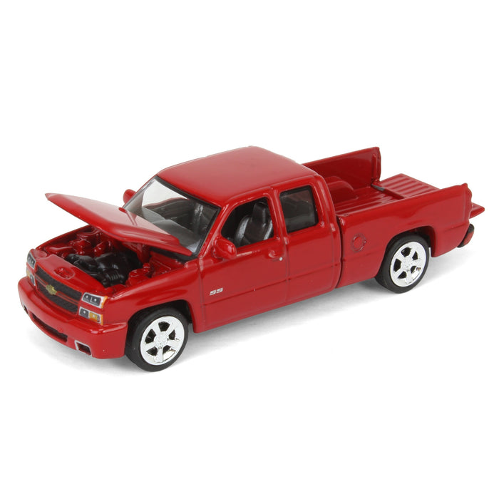 1/64 2006 Chevrolet Silverado SS Extended Cab Fleetside Pickup Truck, Victory Red, Auto World