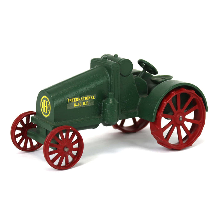 (B&D) 1/16 International 8-16 HP Tractor with Steel Wheels - No Box