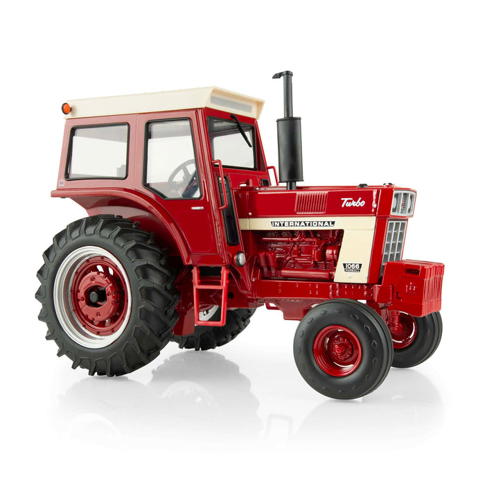 1/16 International Harvester 1066 with Cab, ERTL Prestige Collection