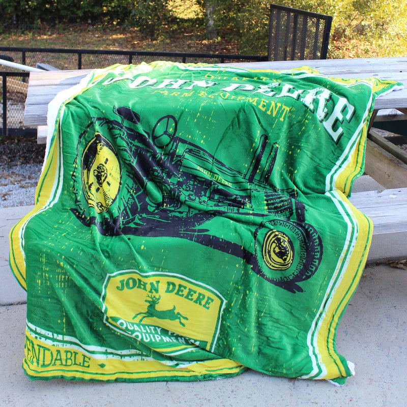 John Deere Vintage Logo Fleece Throw Blanket, 50in x 70in