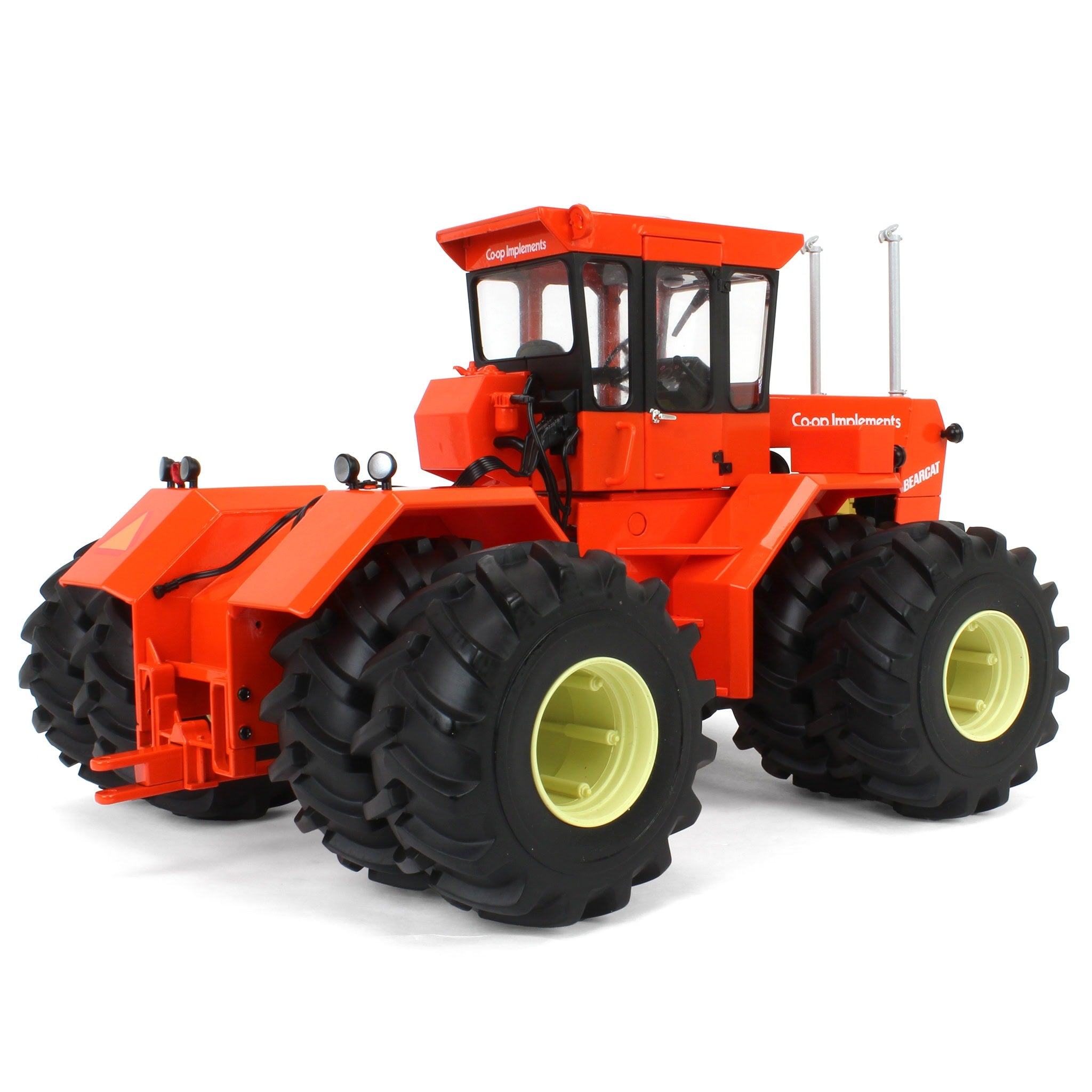 1/16 Co-op Implements Bearcat Tractor, ERTL Collectors Club 1 of
