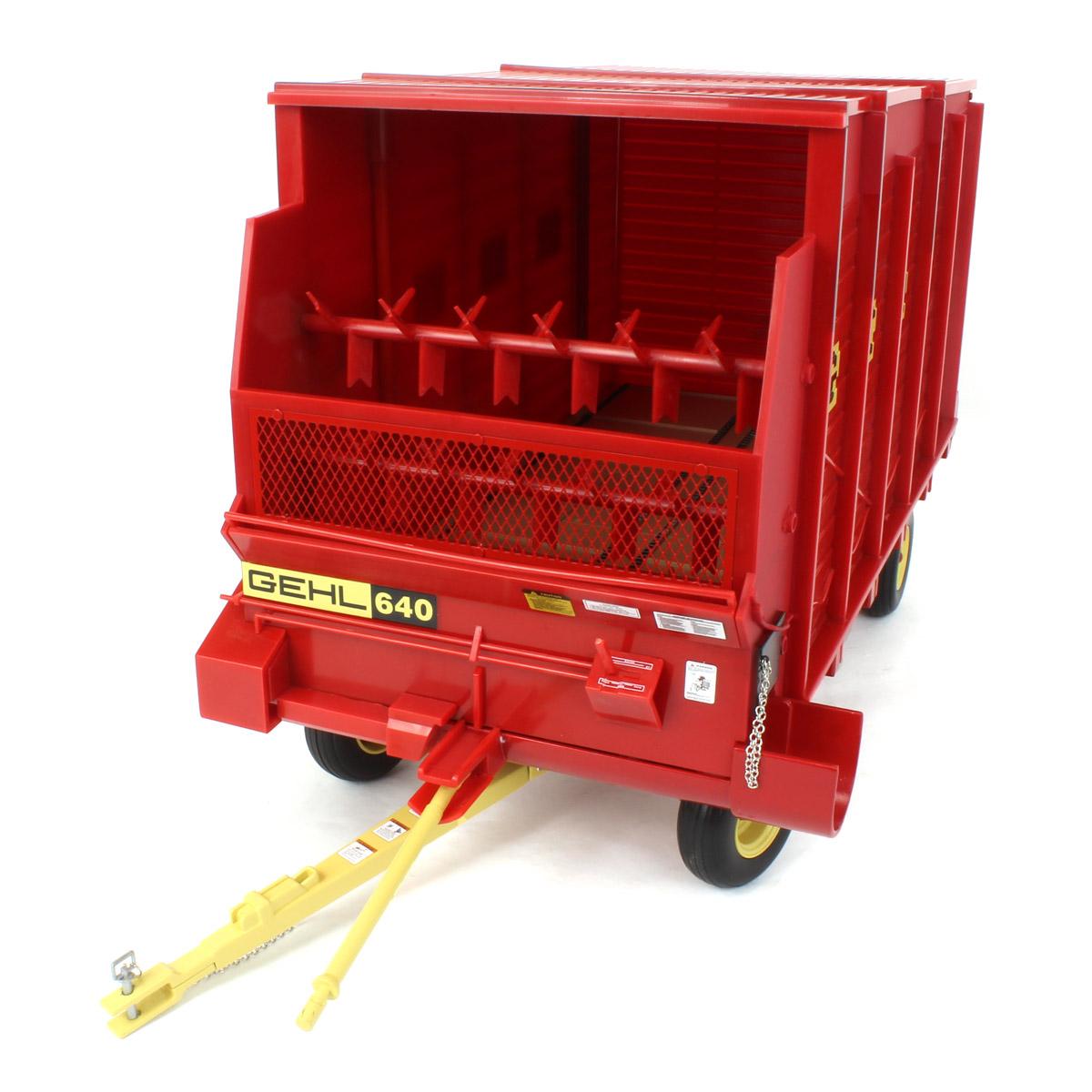 Set ~ 1/16 GEHL 640 Forage Wagon & GEHL 700 Forage Chopper by