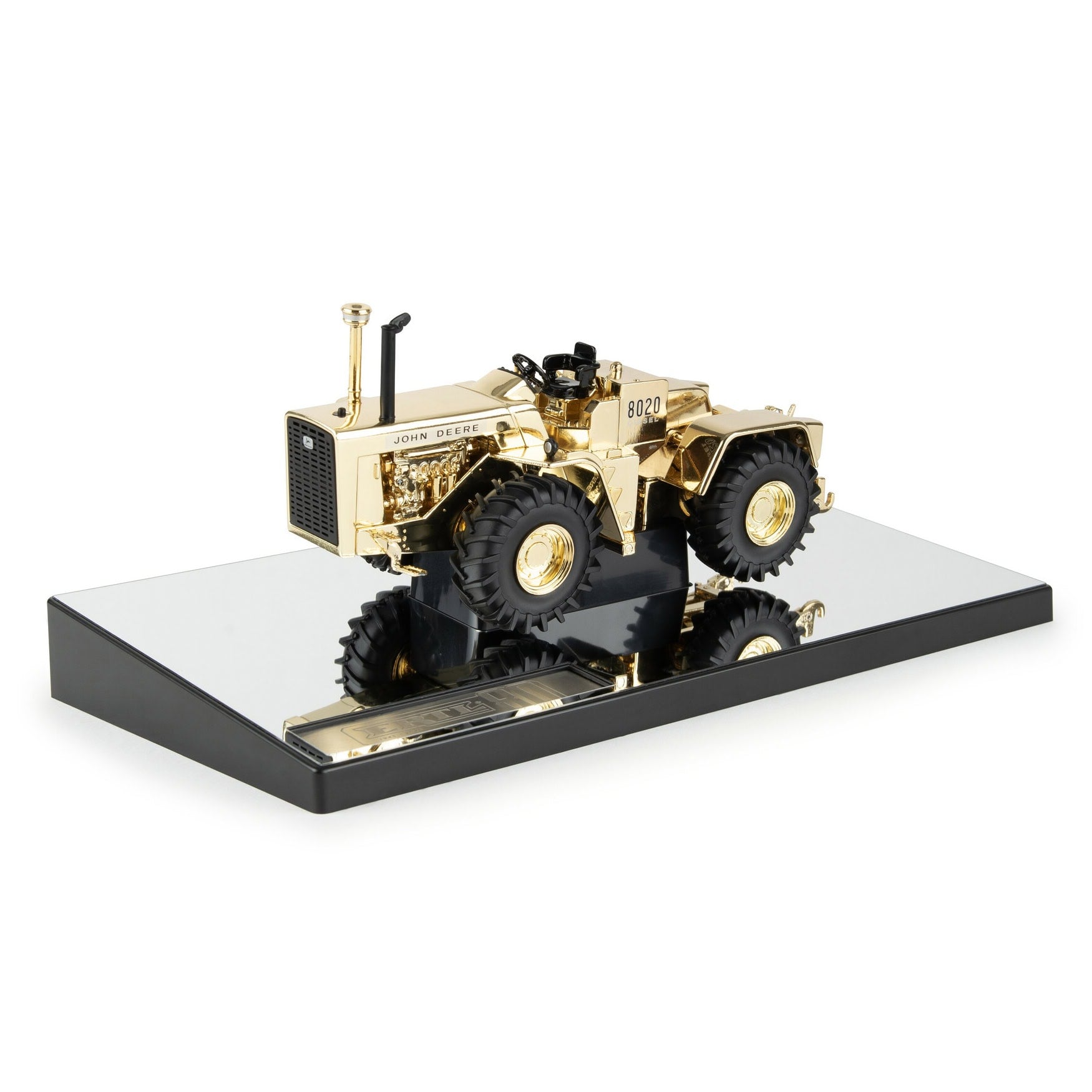 ゆちゃん  ゴールドトーン チャームセット 象とハチドリ107 Gold Chrome Chase Unit ~ 1/32 John Deere 8020 Tractor, ERTL 80th