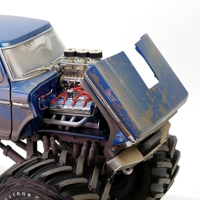 1/18 Kings of Crunch Bigfoot #1, 1974 Ford F-250 Monster Truck with 66-Inch Tires, Dirty Version